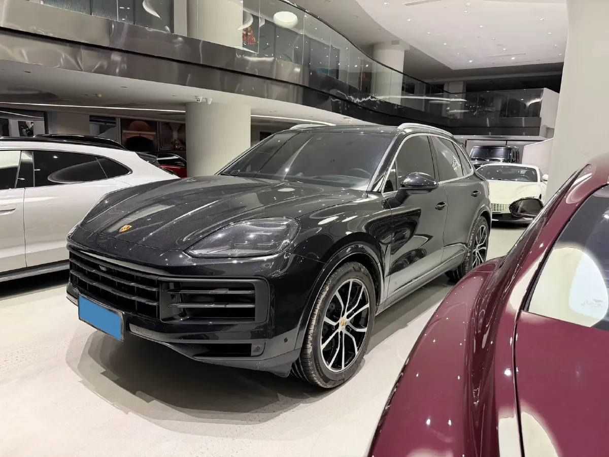 2024 Porsche Cayenne 3.0T 354HP V6 8AT,autocango,china used car exporter,china ev exporter,chinese used car exporter,chinese used ev exporter
