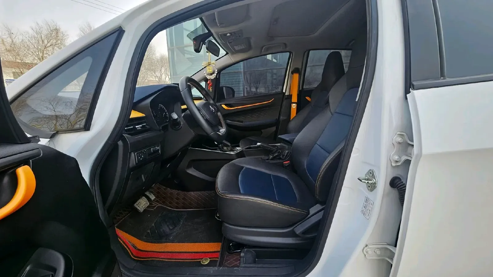 2022 Livan X3 PRO 1.5L 113HP L4 CVT,autocango,china used car exporter,china ev exporter,chinese used car exporter,chinese used ev exporter