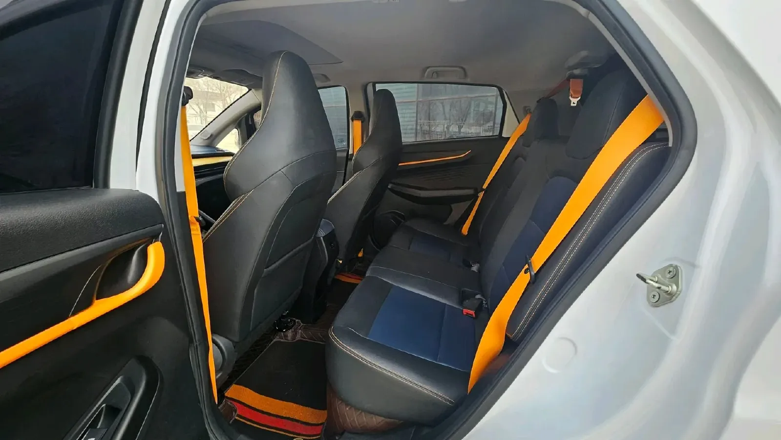 2022 Livan X3 PRO 1.5L 113HP L4 CVT,autocango,china used car exporter,china ev exporter,chinese used car exporter,chinese used ev exporter