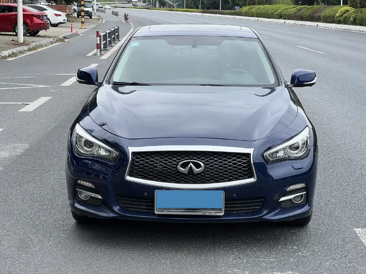 2016 Infiniti Q50L 2.0T 211HP L4 7AT,autocango,china used car exporter,china ev exporter,chinese used car exporter,chinese used ev exporter
