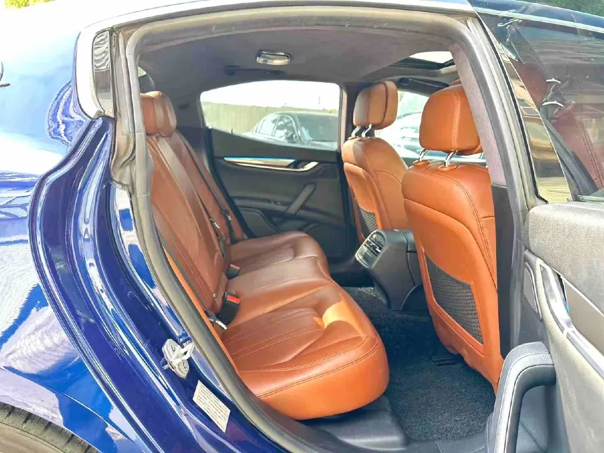 2018 Maserati Ghibli 3.0T 350HP V6 8AT,autocango,china used car exporter,china ev exporter,chinese used car exporter,chinese used ev exporter