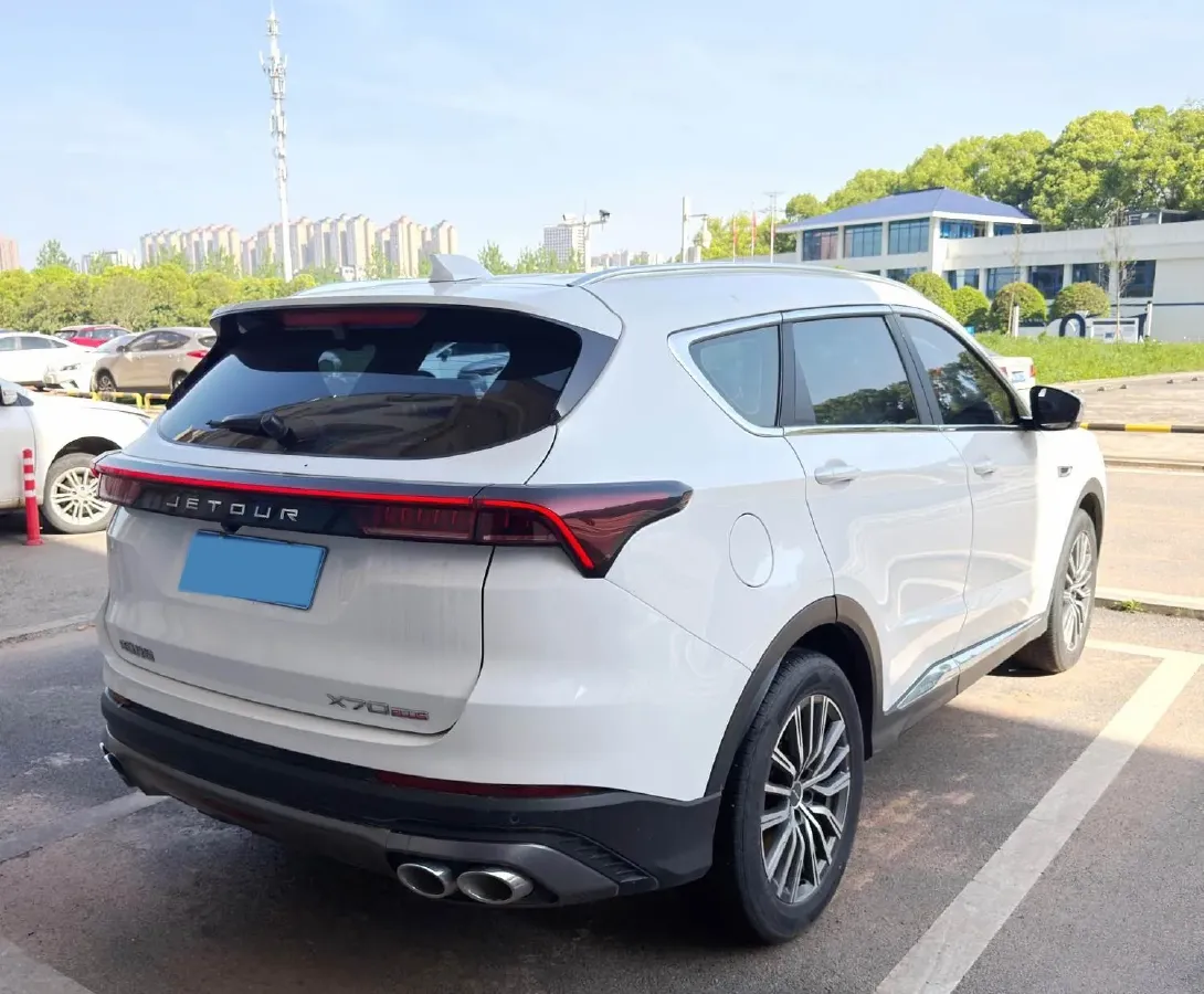 2023 ChangAn Oshan X7 Plus 1.5T 188HP L4 7DCT,autocango,china used car exporter,china ev exporter,chinese used car exporter,chinese used ev exporter