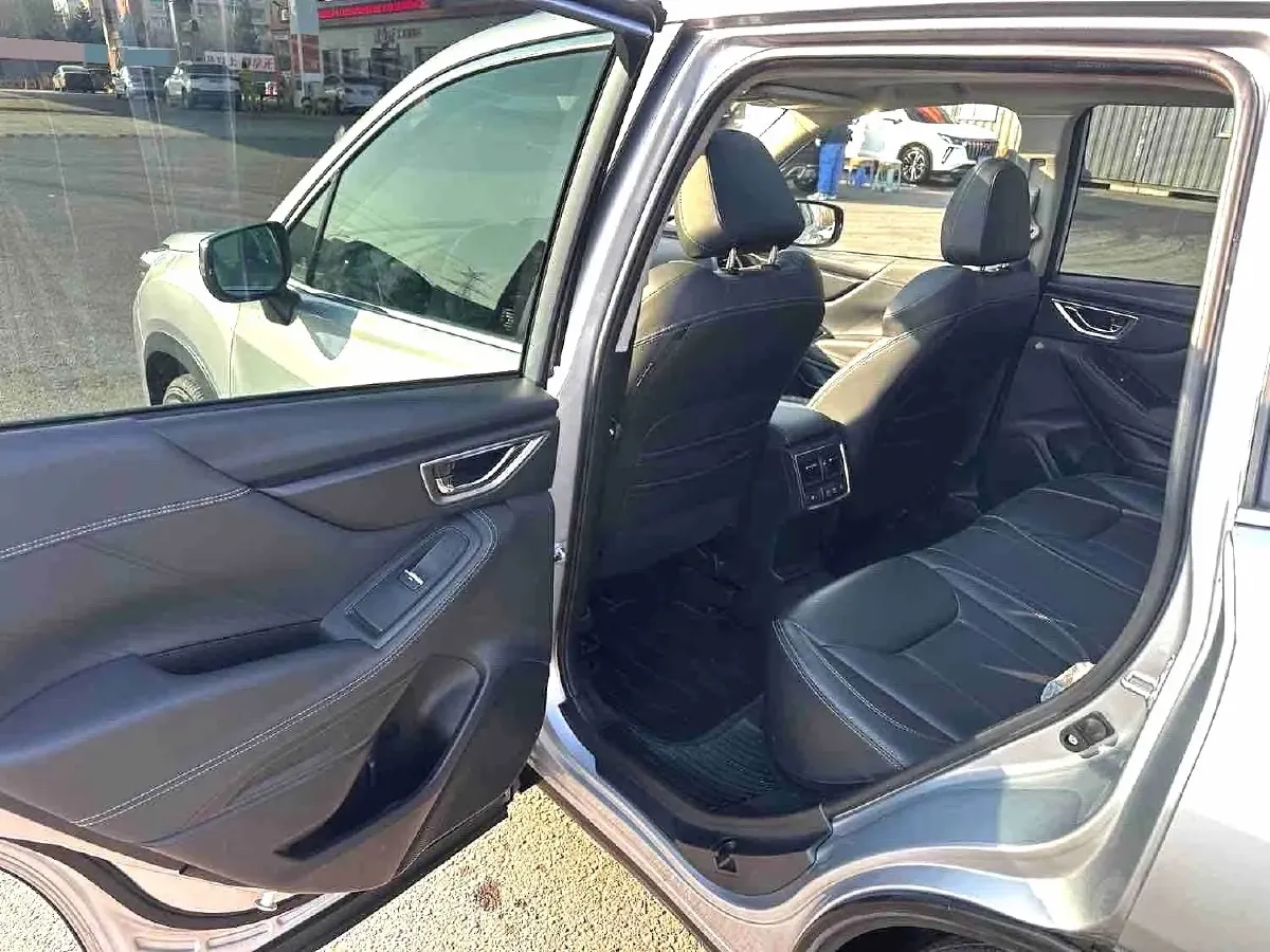2021 Subaru Forester 2.0L 154HP H4 CVT,autocango,china used car exporter,china ev exporter,chinese used car exporter,chinese used ev exporter