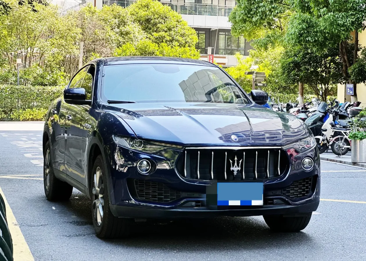 2019 Maserati Levante 3.0T 350HP V6 8AT,autocango,china used car exporter,china ev exporter,chinese used car exporter,chinese used ev exporter