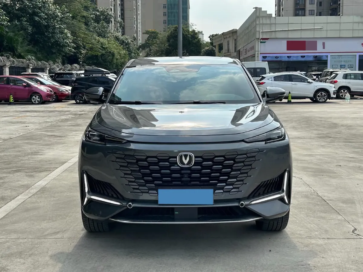 2021 ChangAn UNI-K 2.0T 233HP L4 8AT,autocango,china used car exporter,china ev exporter,chinese used car exporter,chinese used ev exporter