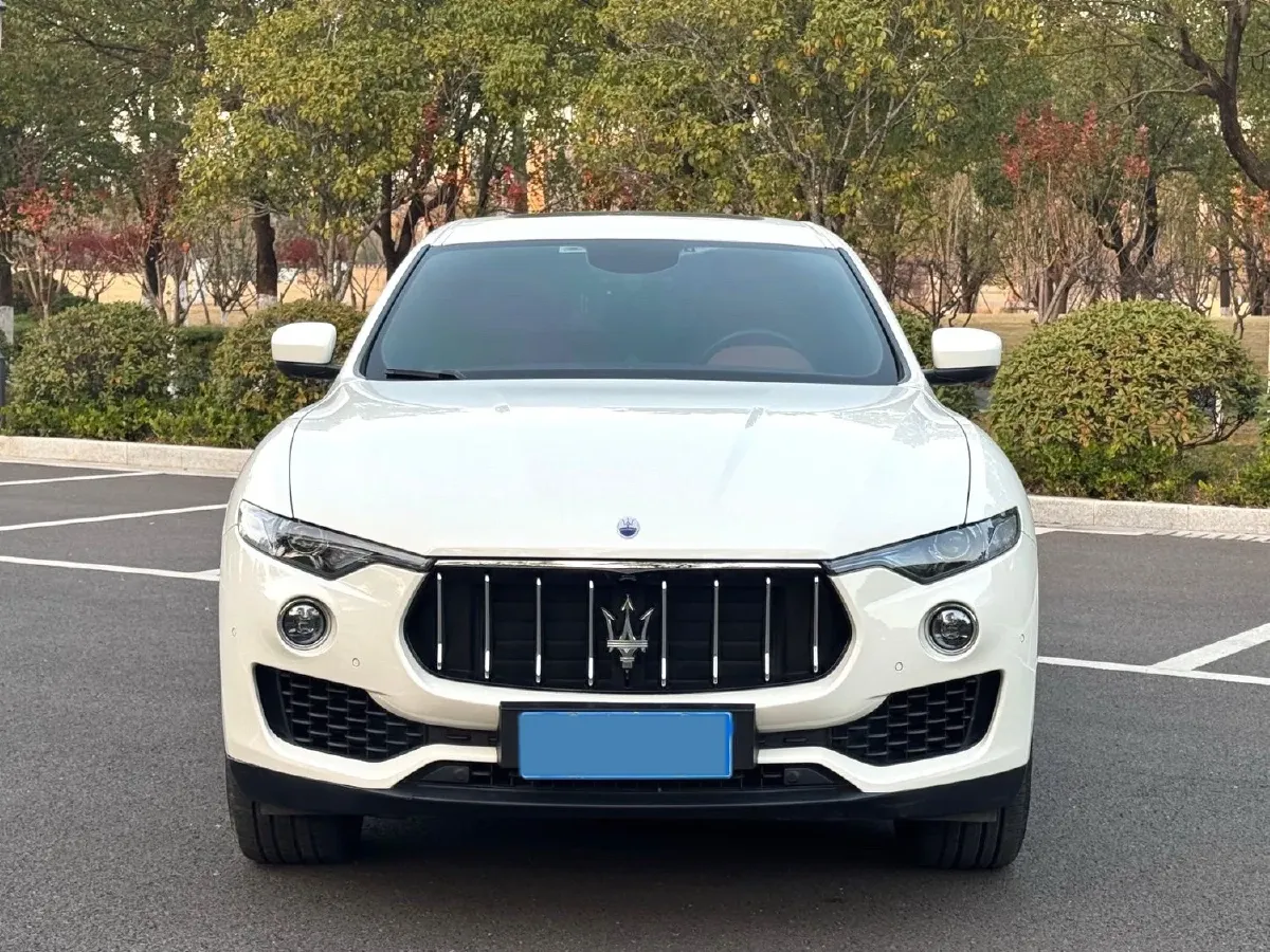 2018 Jaguar XJ 3.0T 340HP V6 8AT,autocango,china used car exporter,china ev exporter,chinese used car exporter,chinese used ev exporter