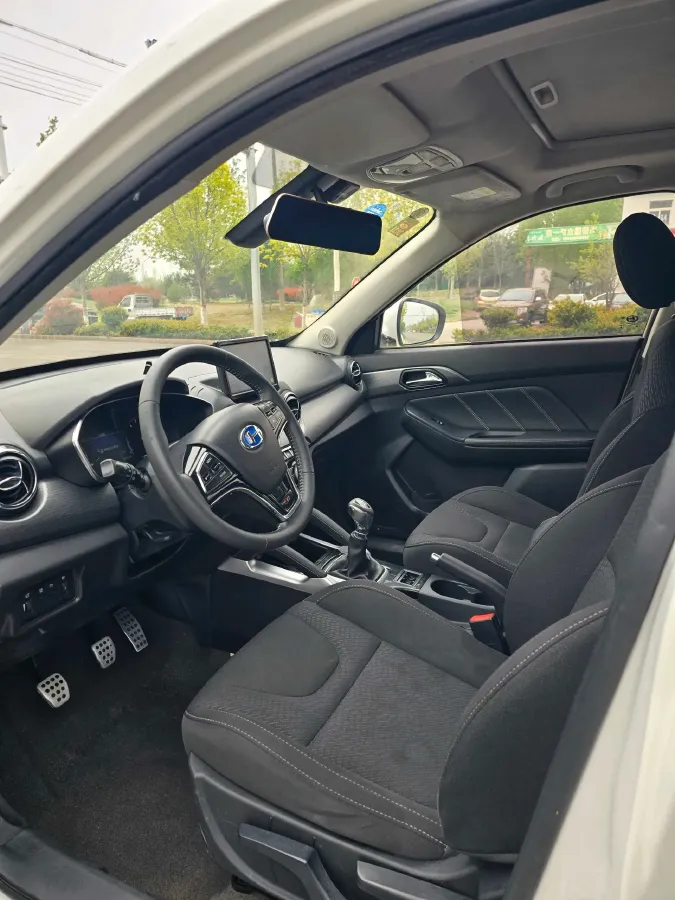 2018 BAIC ChangHe Q35 1.5L 116HP L4 5MT,autocango,china used car exporter,china ev exporter,chinese used car exporter,chinese used ev exporter