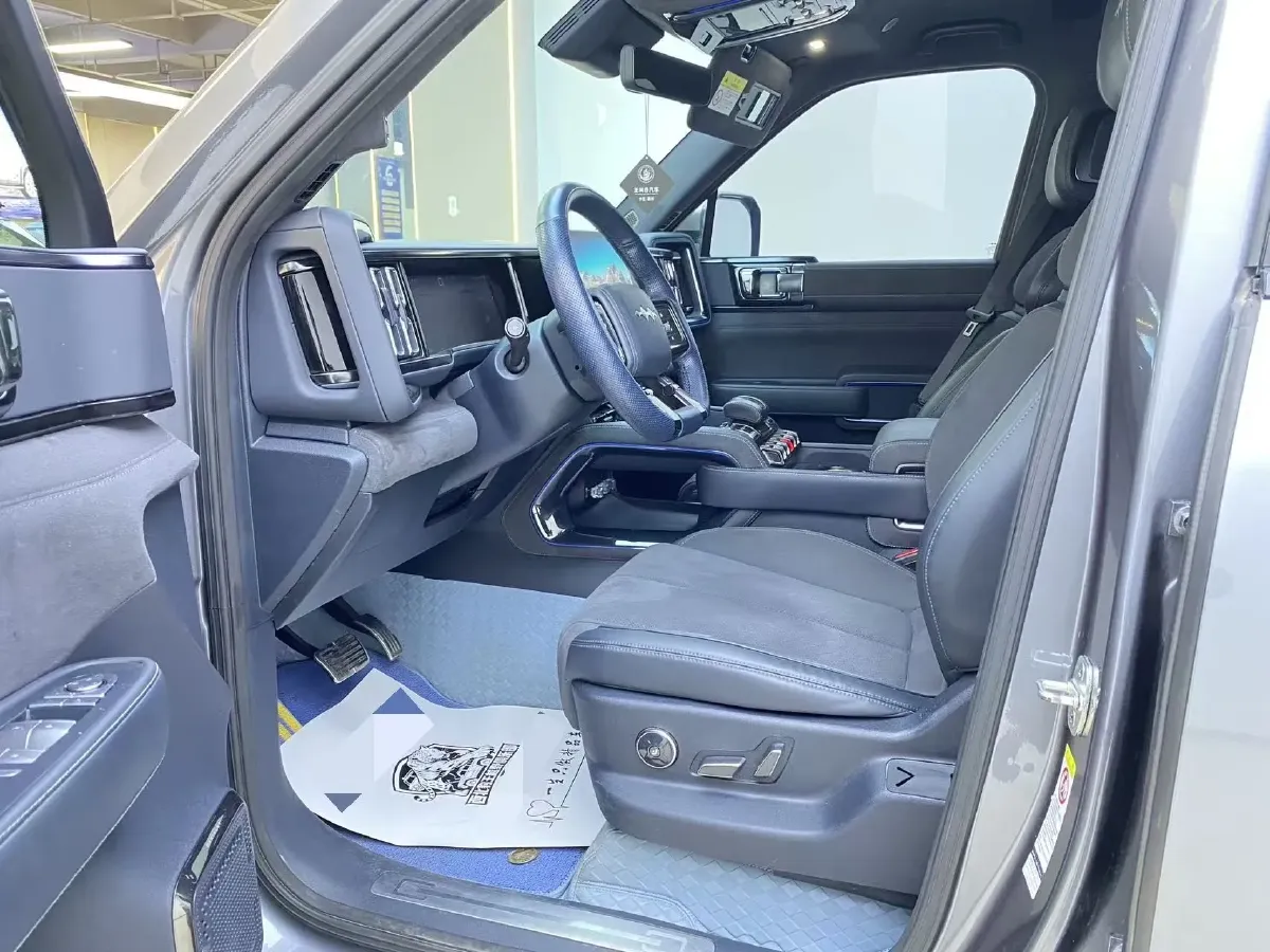 2023 FangChengBao Bao 5 1.5T 194HP L4 E-CVT PHEV 31.8KWH,autocango,china used car exporter,china ev exporter,chinese used car exporter,chinese used ev exporter