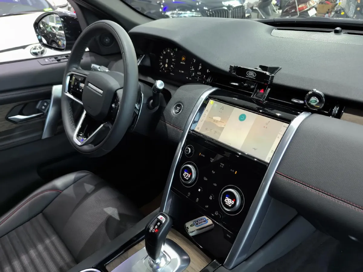 2022 Land Rover Discovery Sport 2.0T 249HP L4 9AT,autocango,china used car exporter,china ev exporter,chinese used car exporter,chinese used ev exporter