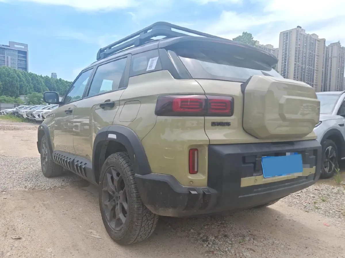 2025 Geely Cowboy 1.5T 181HP L4 7DCT,autocango,china used car exporter,china ev exporter,chinese used car exporter,chinese used ev exporter