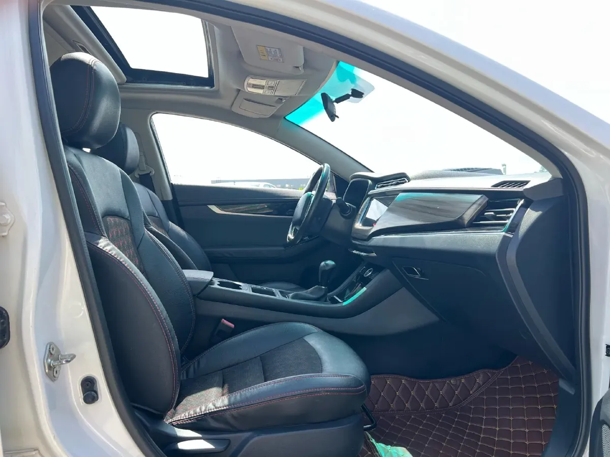 2018 HaiMa Family F5 1.6L 125HP L4 6AT,autocango,china used car exporter,china ev exporter,chinese used car exporter,chinese used ev exporter