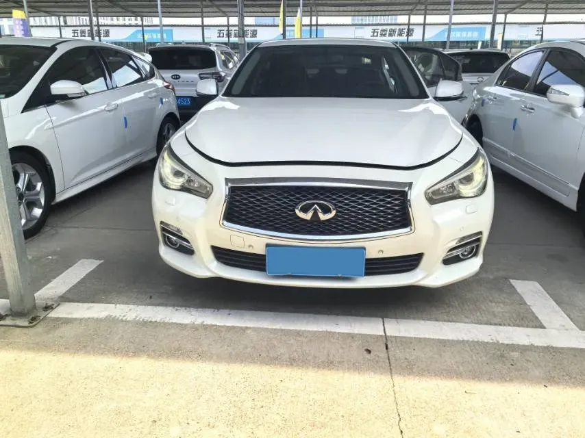 2016 Infiniti Q50L 2.0T 211HP L4 7AT,autocango,china used car exporter,china ev exporter,chinese used car exporter,chinese used ev exporter