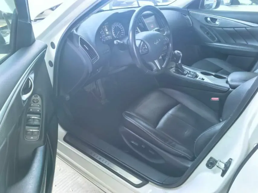 2016 Infiniti Q50L 2.0T 211HP L4 7AT,autocango,china used car exporter,china ev exporter,chinese used car exporter,chinese used ev exporter