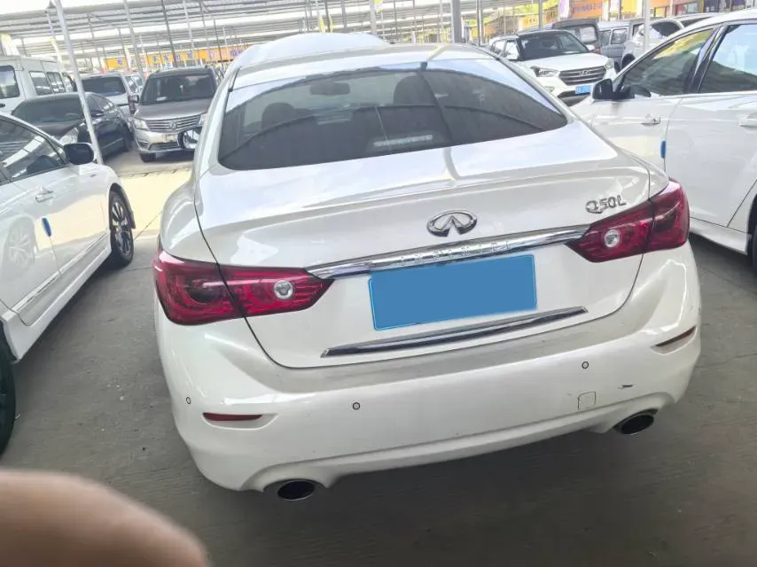 2016 Infiniti Q50L 2.0T 211HP L4 7AT,autocango,china used car exporter,china ev exporter,chinese used car exporter,chinese used ev exporter