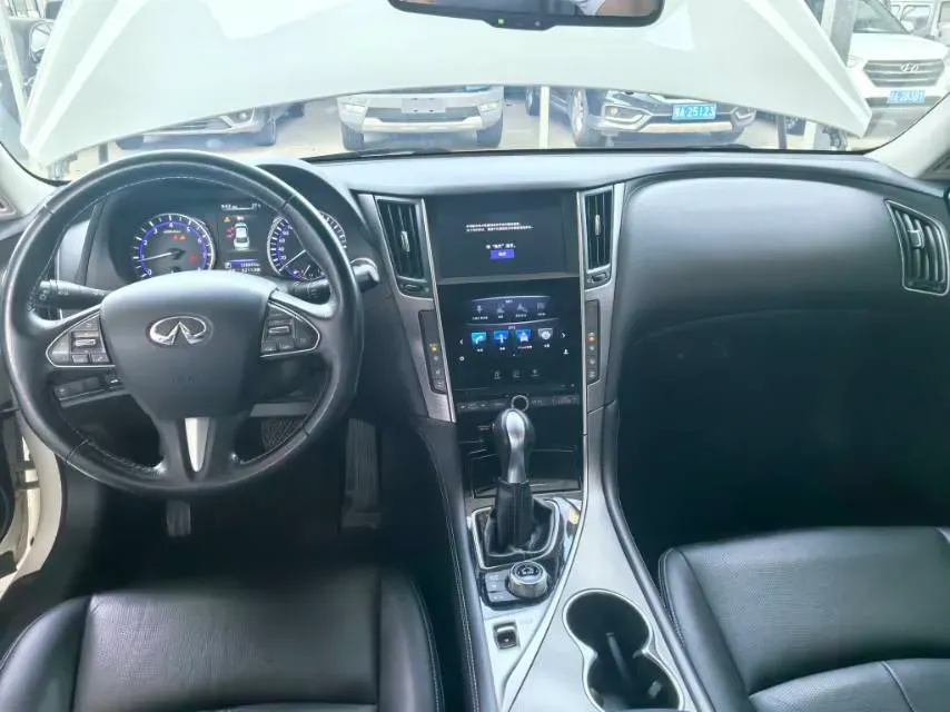 2016 Infiniti Q50L 2.0T 211HP L4 7AT,autocango,china used car exporter,china ev exporter,chinese used car exporter,chinese used ev exporter