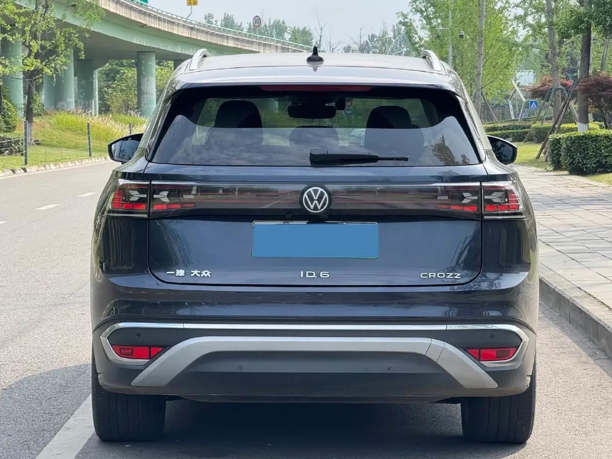 2021 Volkswagen ID.6 Crozz BEV 84.8KWH,autocango,china used car exporter,china ev exporter,chinese used car exporter,chinese used ev exporter