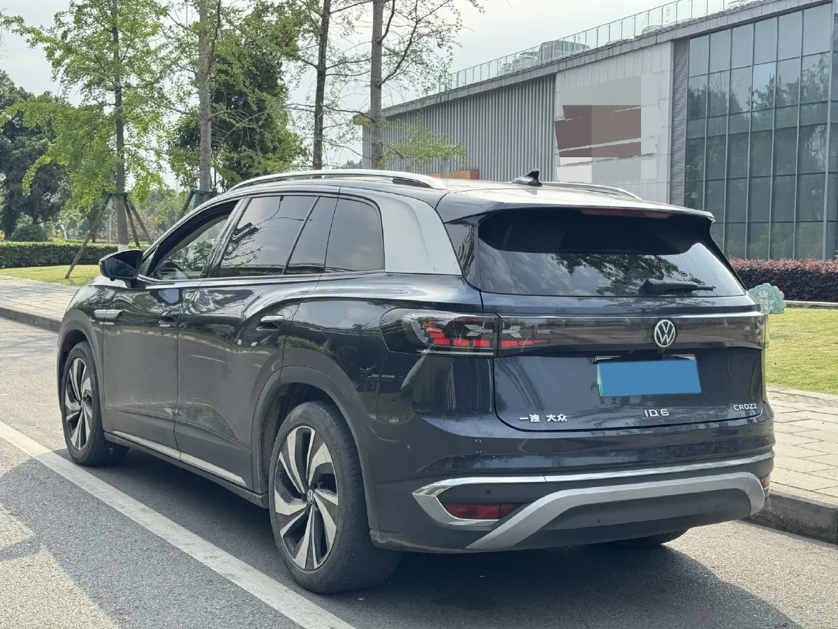 2021 Volkswagen ID.6 Crozz BEV 84.8KWH,autocango,china used car exporter,china ev exporter,chinese used car exporter,chinese used ev exporter