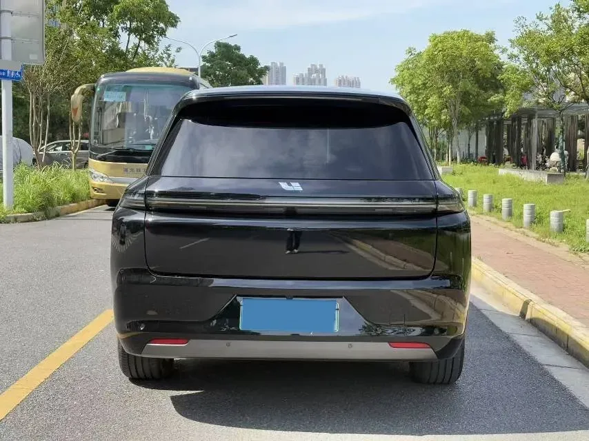 2024 Toyota Granvia 2.5L 189HP L4 E-CVT Hybrid,autocango,china used car exporter,china ev exporter,chinese used car exporter,chinese used ev exporter