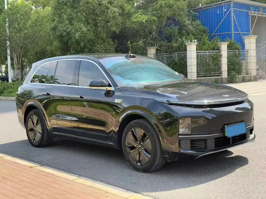 2024 Toyota Granvia 2.5L 189HP L4 E-CVT Hybrid,autocango,china used car exporter,china ev exporter,chinese used car exporter,chinese used ev exporter
