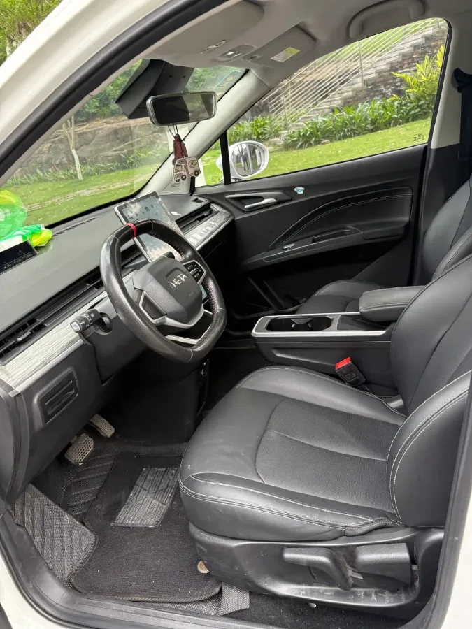 2022 Leapmotor T03 BEV 41KWH,autocango,china used car exporter,china ev exporter,chinese used car exporter,chinese used ev exporter