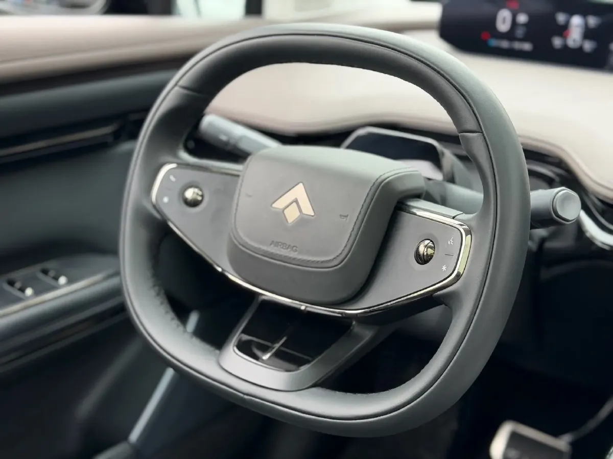 2023 HYPTEC HT BEV 80KWH,autocango,china used car exporter,china ev exporter,chinese used car exporter,chinese used ev exporter