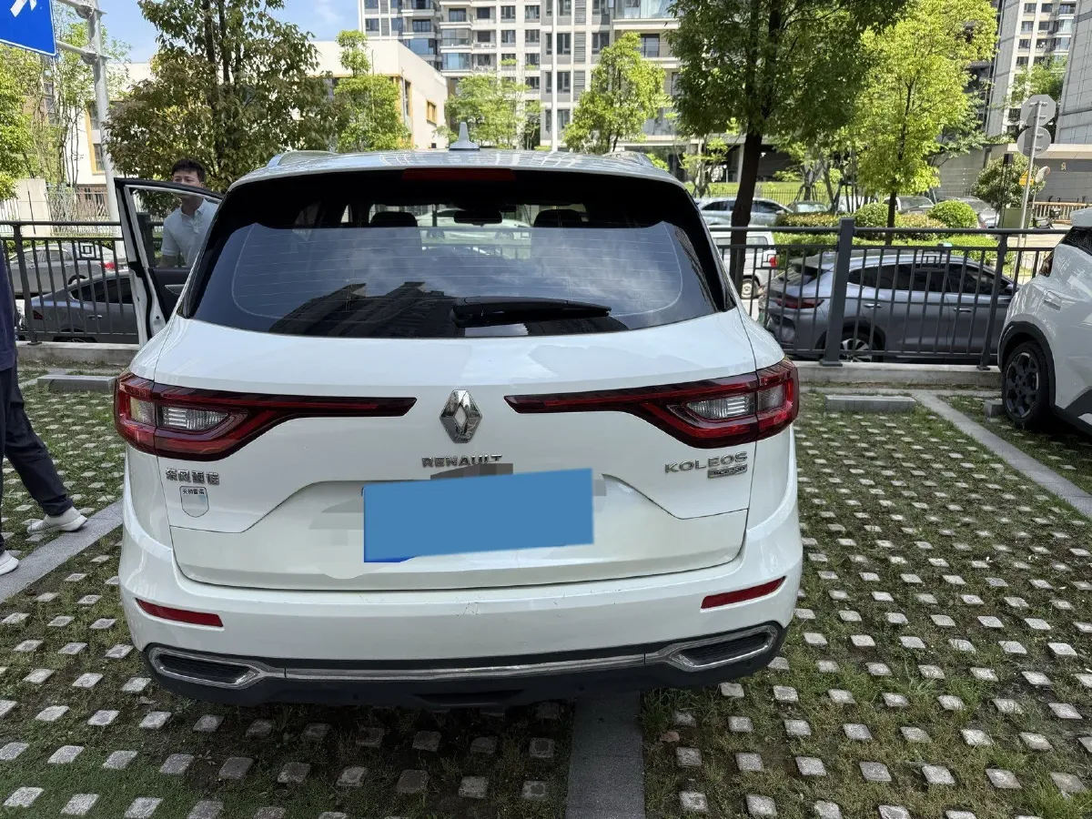 2017 Renault Koleos 2.5L 186HP L4 CVT,autocango,china used car exporter,china ev exporter,chinese used car exporter,chinese used ev exporter