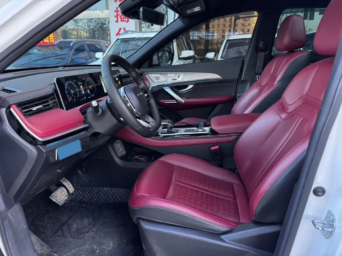 2023 Jetour X70 Plus 1.6T 197HP L4 7DCT,autocango,china used car exporter,china ev exporter,chinese used car exporter,chinese used ev exporter
