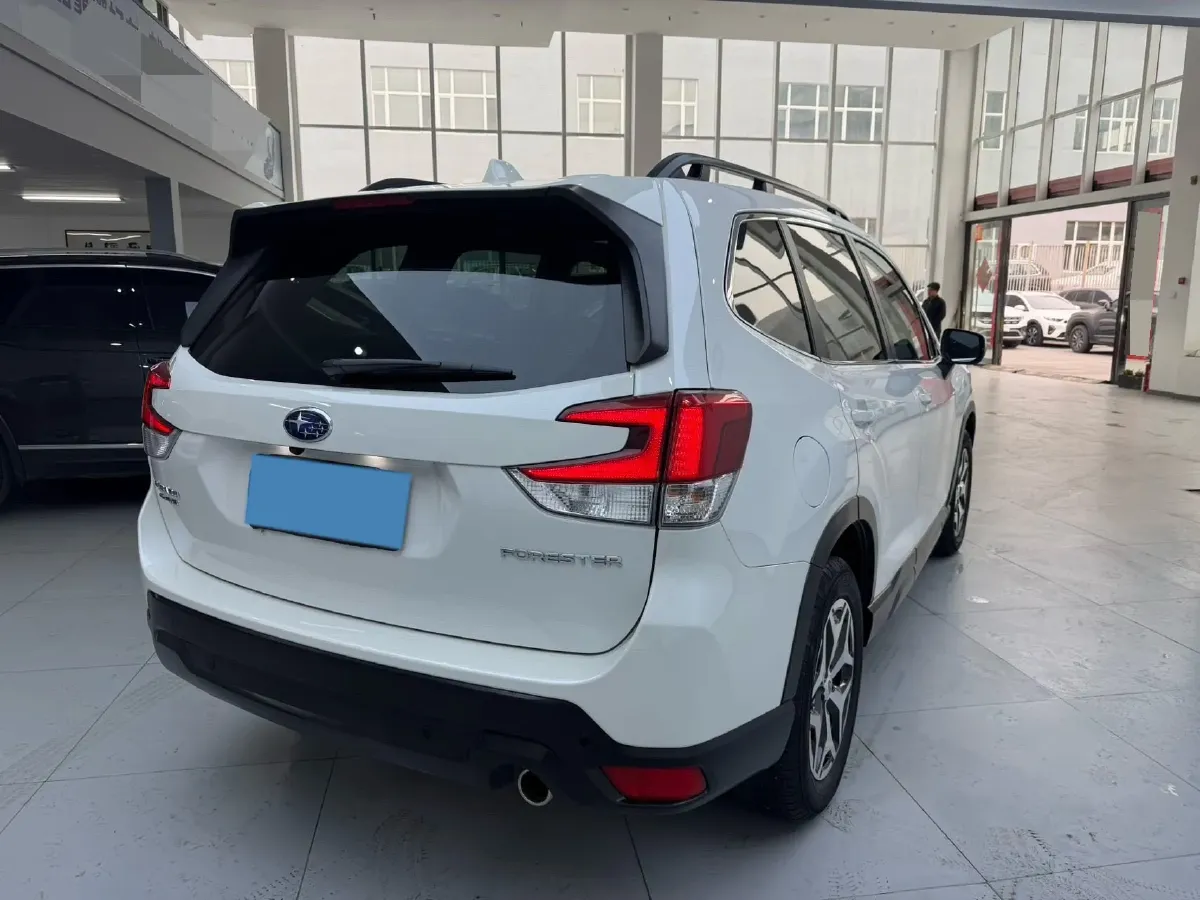 2022 Subaru Forester 2.0L 154HP H4 CVT,autocango,china used car exporter,china ev exporter,chinese used car exporter,chinese used ev exporter