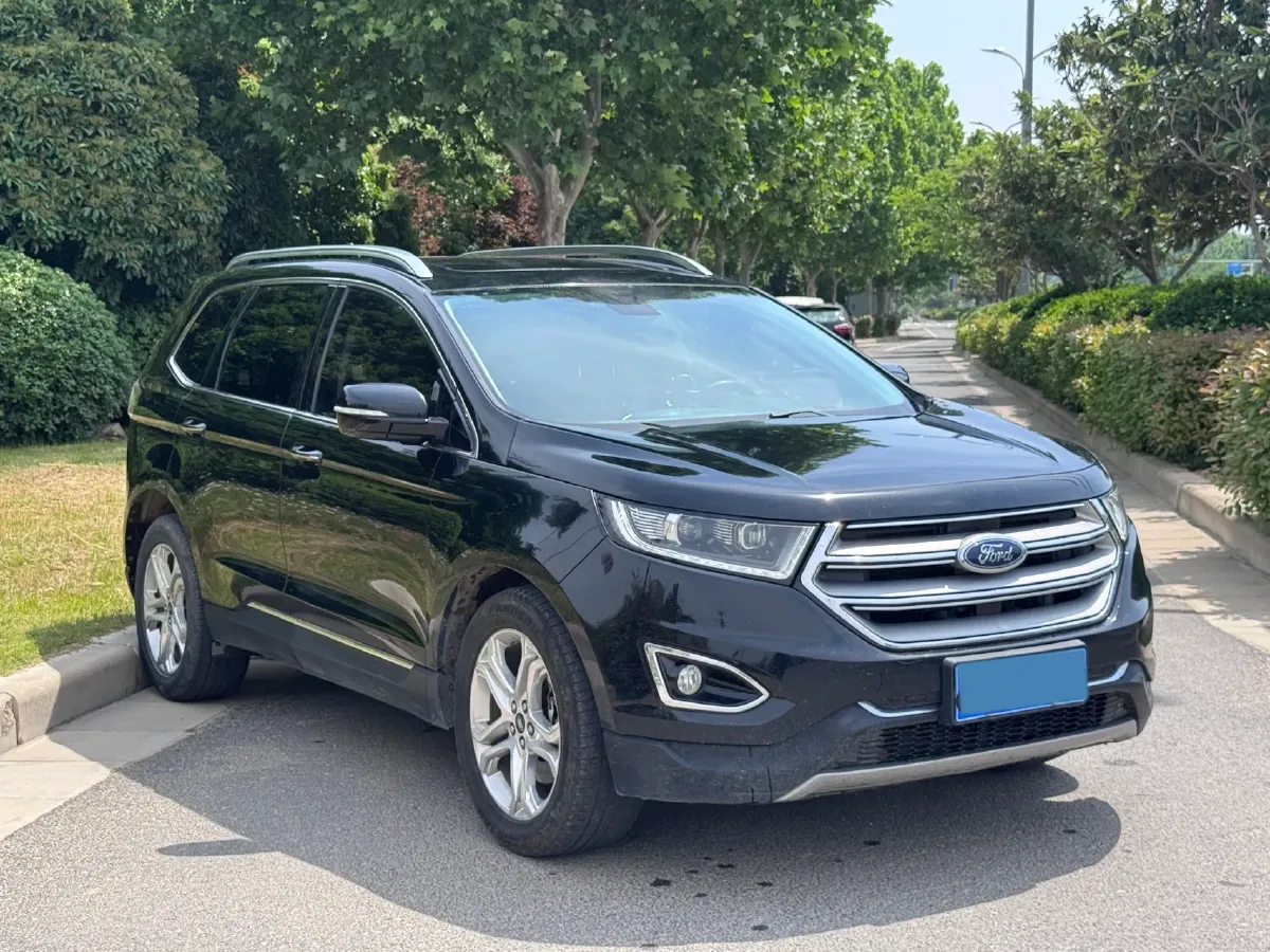 2018 Ford Edge 2.0T 245HP L4 6AT,autocango,china used car exporter,china ev exporter,chinese used car exporter,chinese used ev exporter