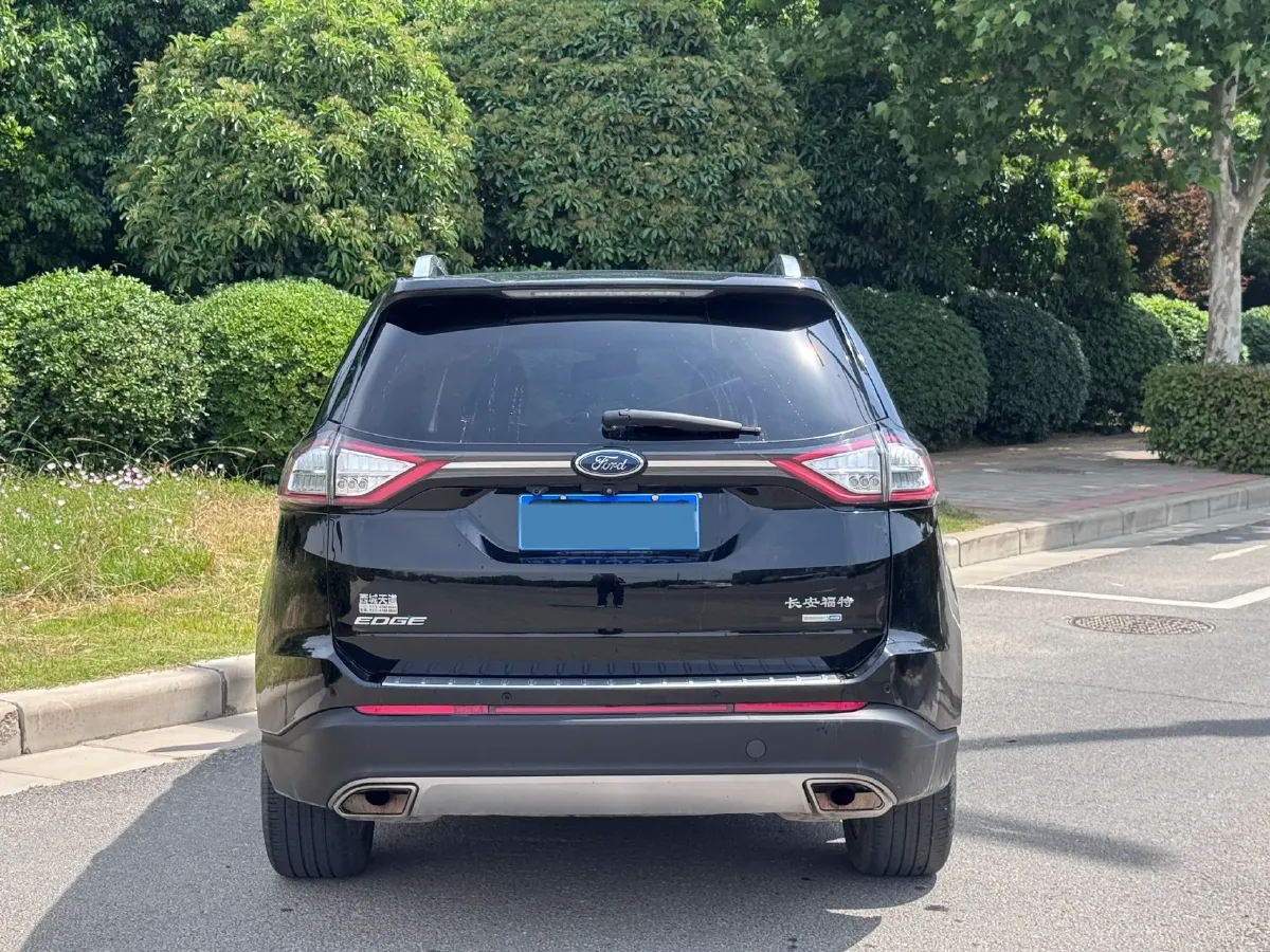 2018 Ford Edge 2.0T 245HP L4 6AT,autocango,china used car exporter,china ev exporter,chinese used car exporter,chinese used ev exporter
