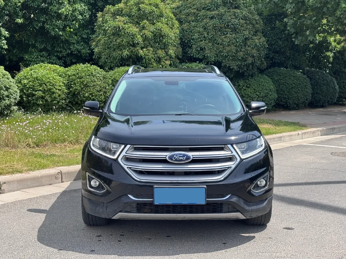 2018 Ford Edge 2.0T 245HP L4 6AT,autocango,china used car exporter,china ev exporter,chinese used car exporter,chinese used ev exporter