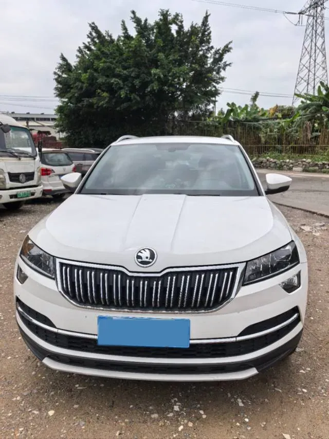 2020 Skoda Karoq 1.4T 150HP L4 7DCT,autocango,china used car exporter,china ev exporter,chinese used car exporter,chinese used ev exporter