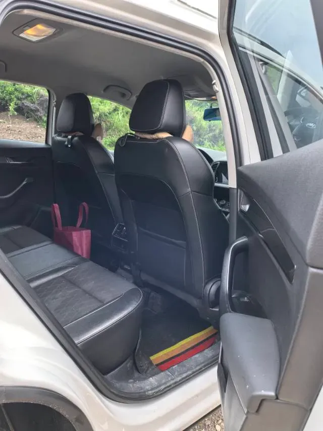 2020 Skoda Karoq 1.4T 150HP L4 7DCT,autocango,china used car exporter,china ev exporter,chinese used car exporter,chinese used ev exporter