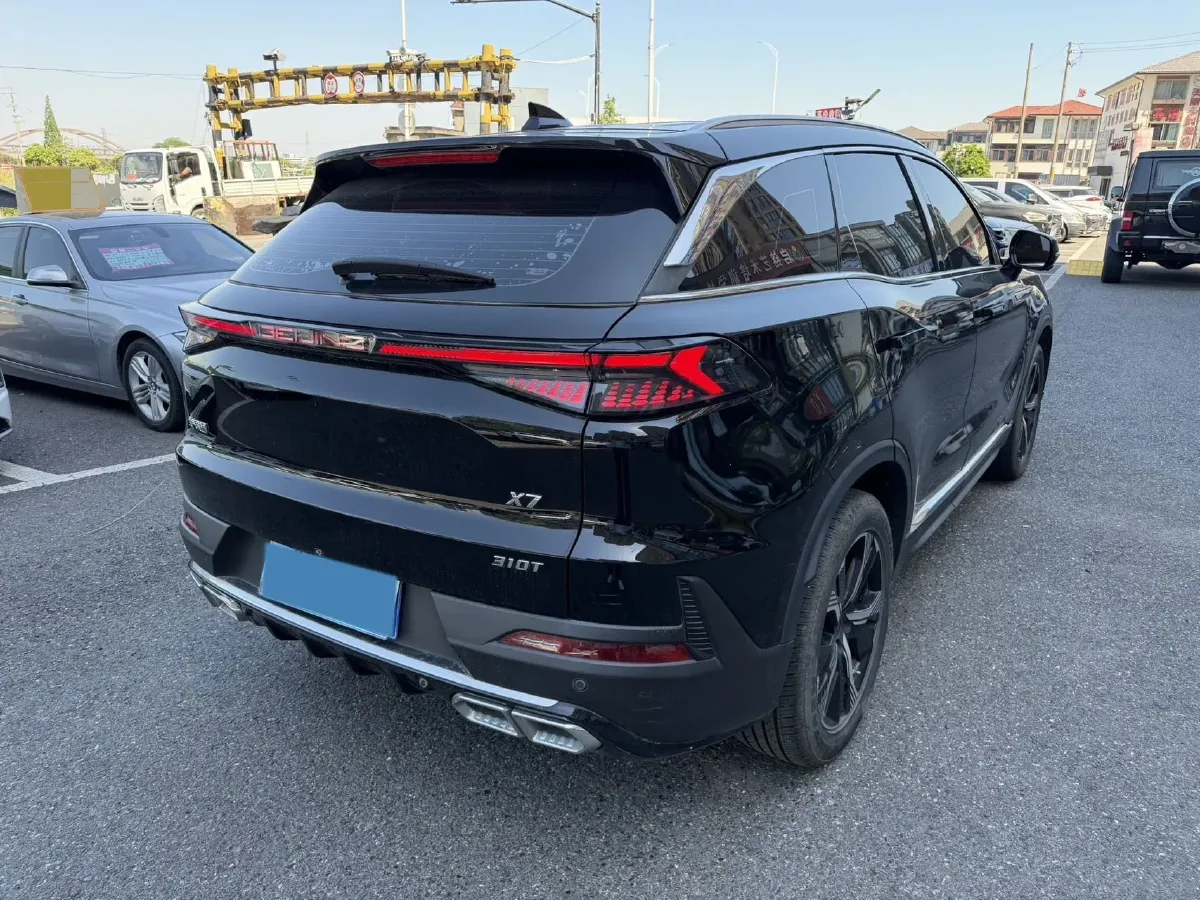 2023 BeiJing Auto X7 1.5T 188HP L4 7DCT,autocango,china used car exporter,china ev exporter,chinese used car exporter,chinese used ev exporter