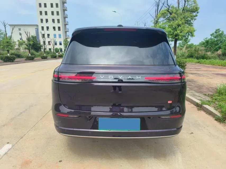 2026 Voyah TaiShan 1.5T 150HP L4 PHEV,autocango,china used car exporter,china ev exporter,chinese used car exporter,chinese used ev exporter