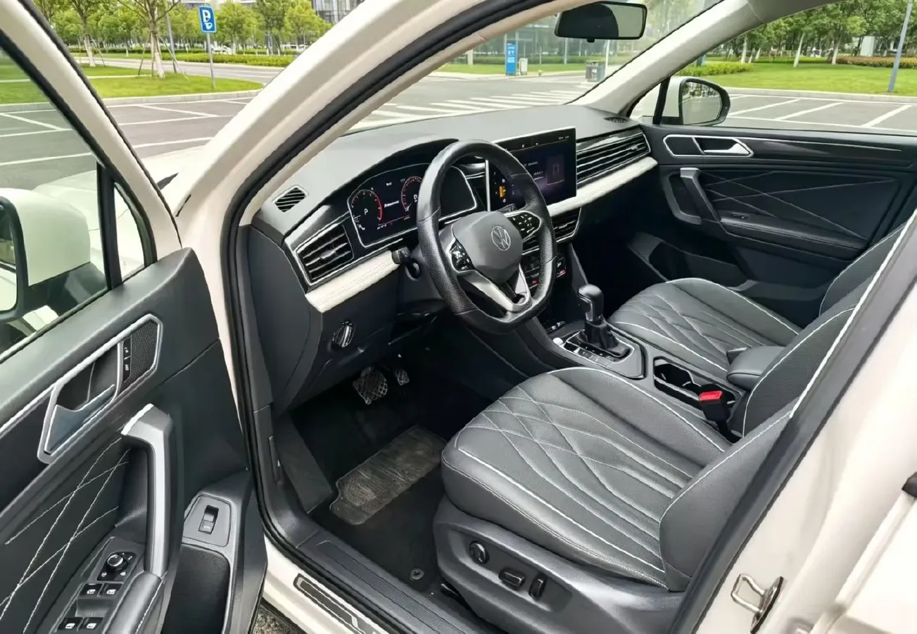 2023 JMC ShunDa EV BEV 66.8KWH,autocango,china used car exporter,china ev exporter,chinese used car exporter,chinese used ev exporter