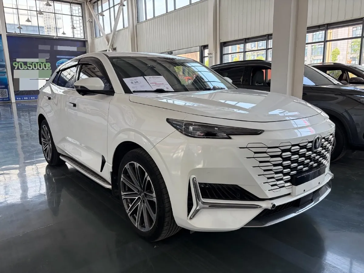 2021 ChangAn UNI-K 2.0T 233HP L4 8AT,autocango,china used car exporter,china ev exporter,chinese used car exporter,chinese used ev exporter