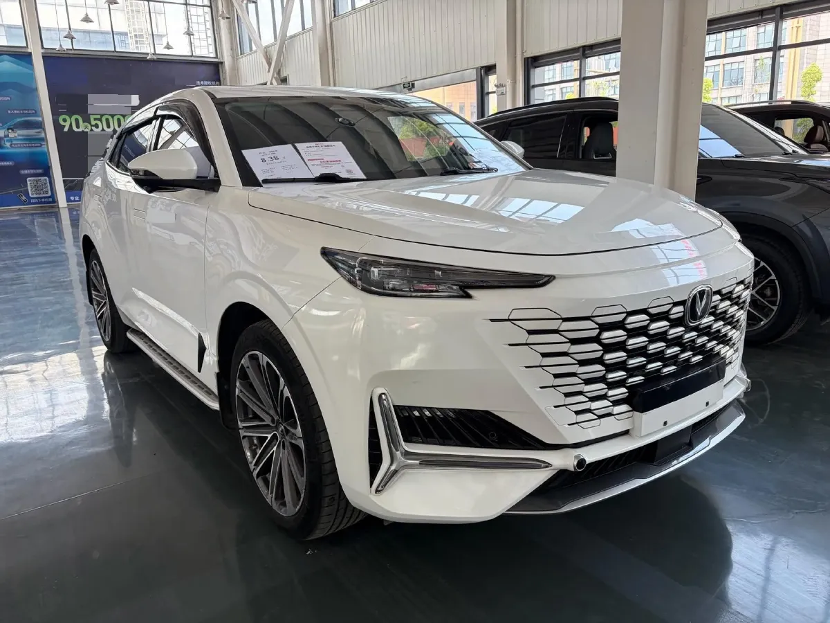 2021 ChangAn UNI-K 2.0T 233HP L4 8AT,autocango,china used car exporter,china ev exporter,chinese used car exporter,chinese used ev exporter