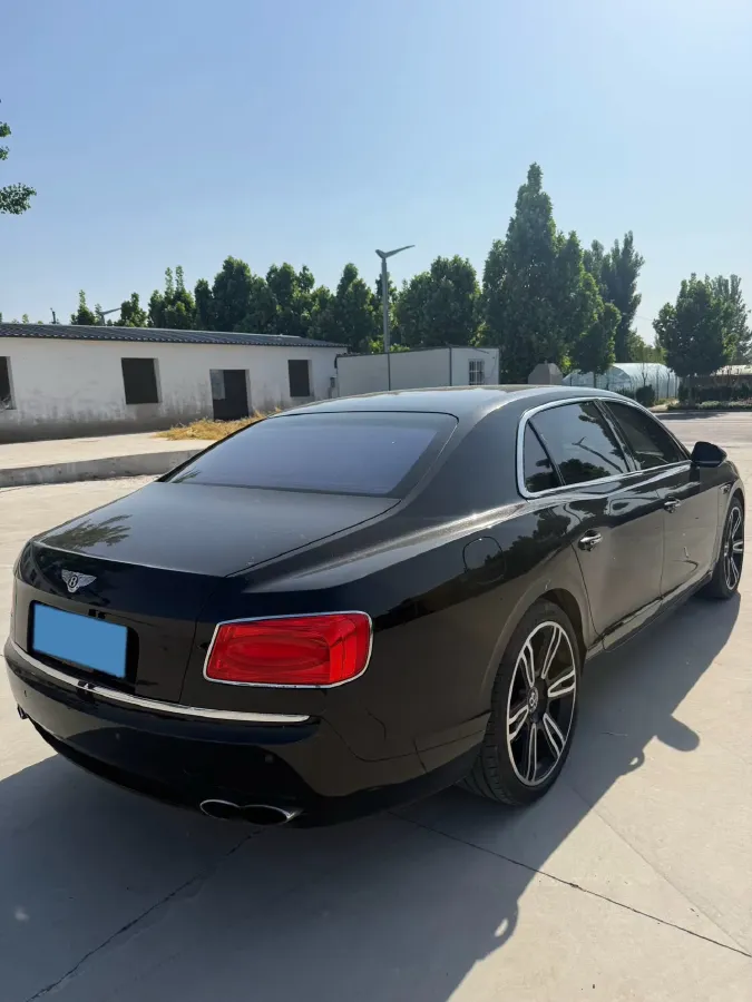 2017 Bentley Flying Spur 4.0T 507HP V8 8AT,autocango,china used car exporter,china ev exporter,chinese used car exporter,chinese used ev exporter