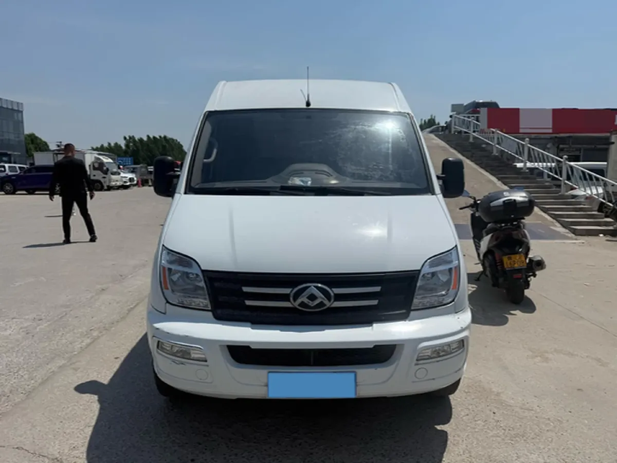 2023 Iveco JuXing 2.0T 126HP L4 6MT,autocango,china used car exporter,china ev exporter,chinese used car exporter,chinese used ev exporter