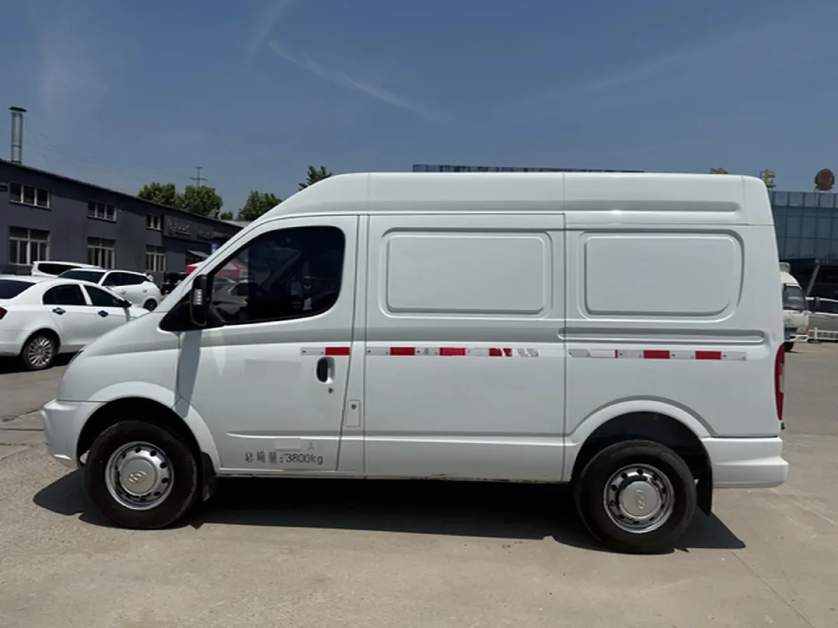 2023 Iveco JuXing 2.0T 126HP L4 6MT,autocango,china used car exporter,china ev exporter,chinese used car exporter,chinese used ev exporter