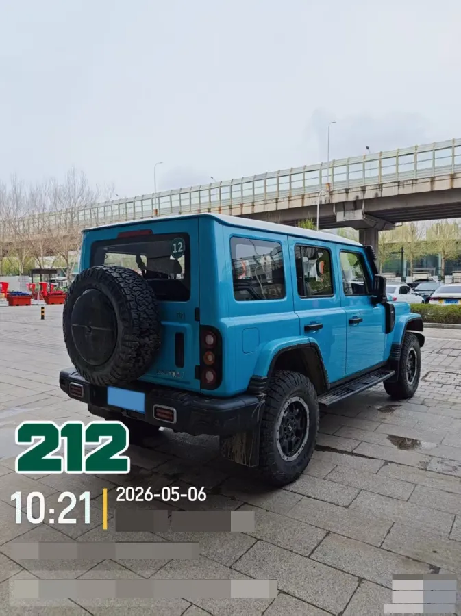2025 212 212 T01 2.0T 252HP L4 8AT,autocango,china used car exporter,china ev exporter,chinese used car exporter,chinese used ev exporter