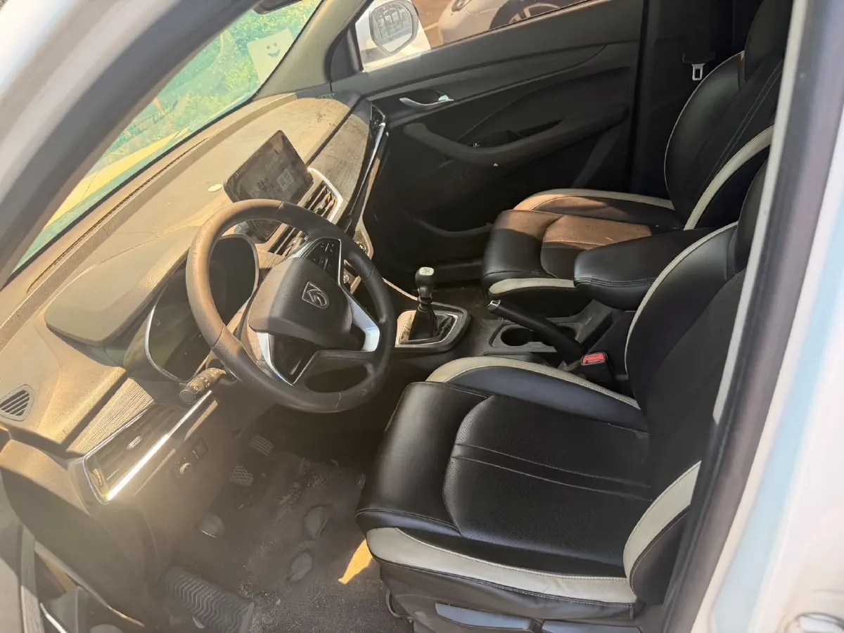 2018 BaoJun 360 1.5L 112HP L4 6MT,autocango,china used car exporter,china ev exporter,chinese used car exporter,chinese used ev exporter