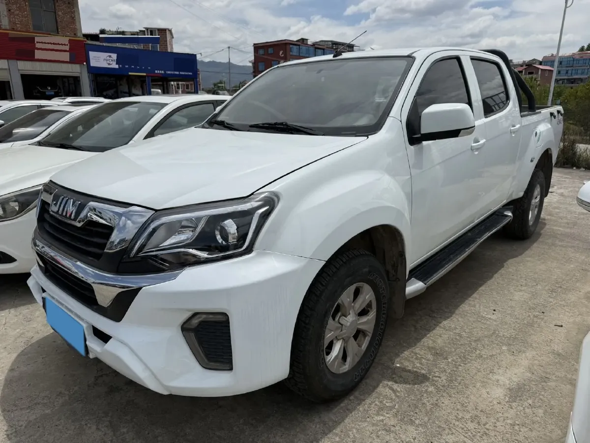 2023 Isuzu RE-MAX Jim 2.5T 143HP L4 6MT,autocango,china used car exporter,china ev exporter,chinese used car exporter,chinese used ev exporter