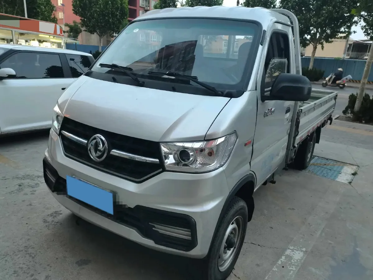 2023 DongFeng DFSK D71 1.6L 122HP L4 5MT,autocango,china used car exporter,china ev exporter,chinese used car exporter,chinese used ev exporter