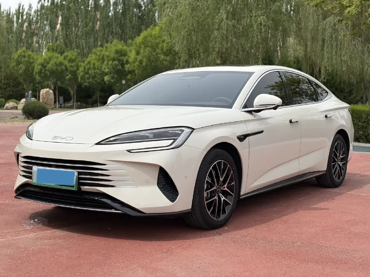 2025 BYD Seal07 DM-i 1.5L 101HP L4 E-CVT PHEV 17.6KWH,autocango,china used car exporter,china ev exporter,chinese used car exporter,chinese used ev exporter
