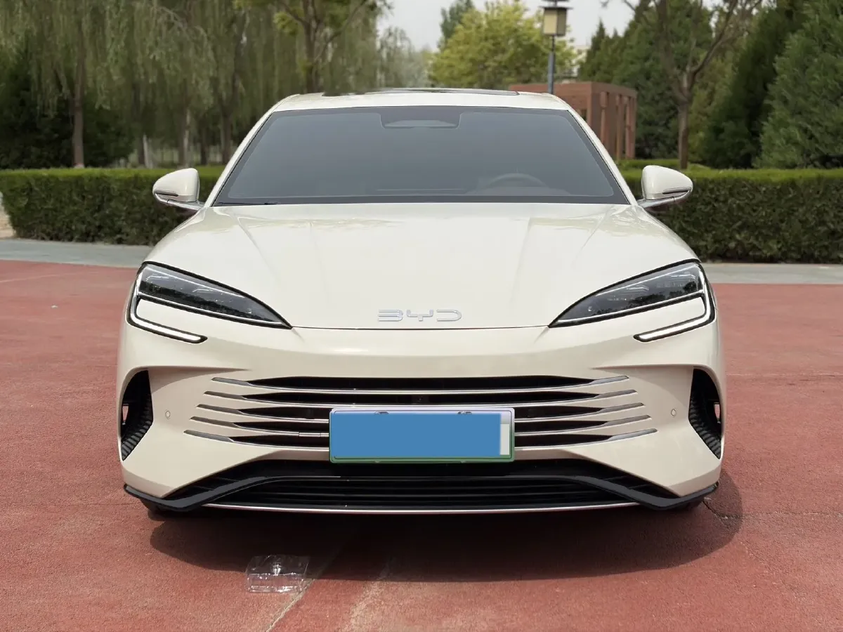 2025 BYD Seal07 DM-i 1.5L 101HP L4 E-CVT PHEV 17.6KWH,autocango,china used car exporter,china ev exporter,chinese used car exporter,chinese used ev exporter