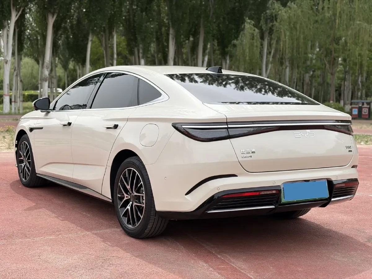 2025 BYD Seal07 DM-i 1.5L 101HP L4 E-CVT PHEV 17.6KWH,autocango,china used car exporter,china ev exporter,chinese used car exporter,chinese used ev exporter