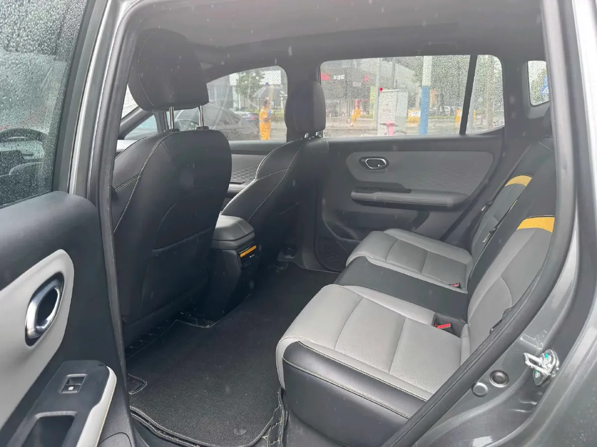 2022 Bestune T99 2.0T 224HP L4 6AT,autocango,china used car exporter,china ev exporter,chinese used car exporter,chinese used ev exporter