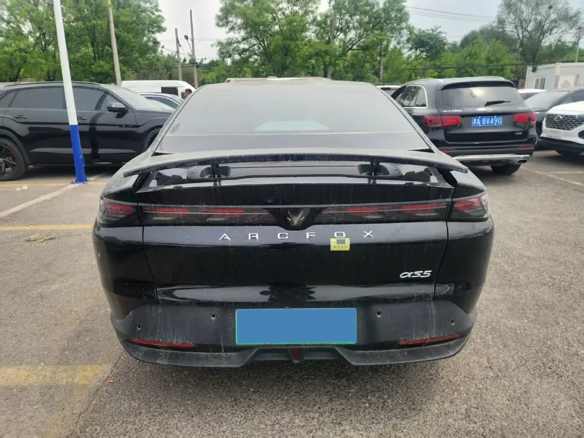 2024 ARCFOX αT5 BEV 79.2KWH,autocango,china used car exporter,china ev exporter,chinese used car exporter,chinese used ev exporter